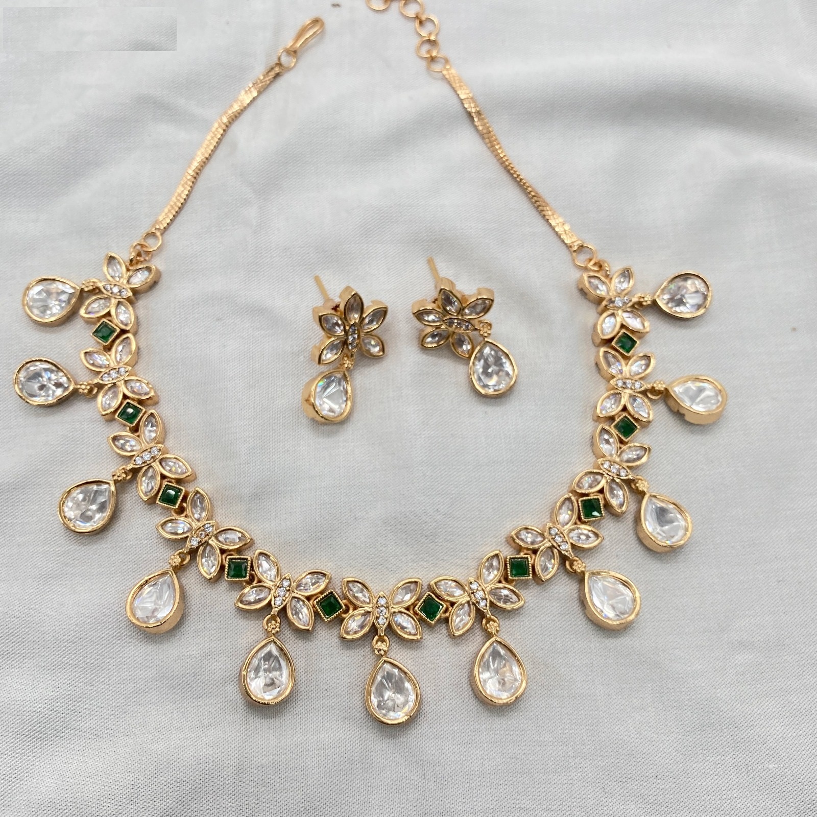 Beautiful Butterfly Design Gold Plated Kundan Polki Choker Necklace