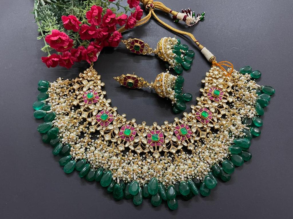 raditional Heavy Bridal Gold Plated Kemp Stone Pachi Kundan Choker Necklace With Green Quartz Beads 