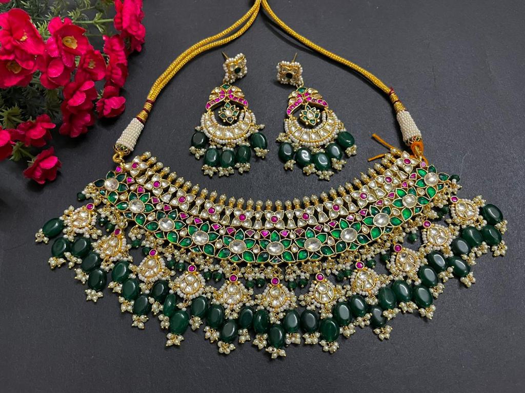 Traditional Bridal Gold Plated Pachi Kundan Choker Necklace With Green Beads 