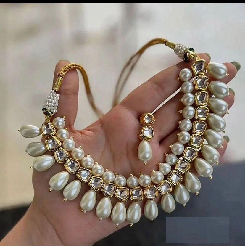 Party Look Kundan And Pearl Choker Necklace