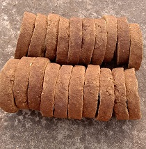 Dry Cow Dung Cake 